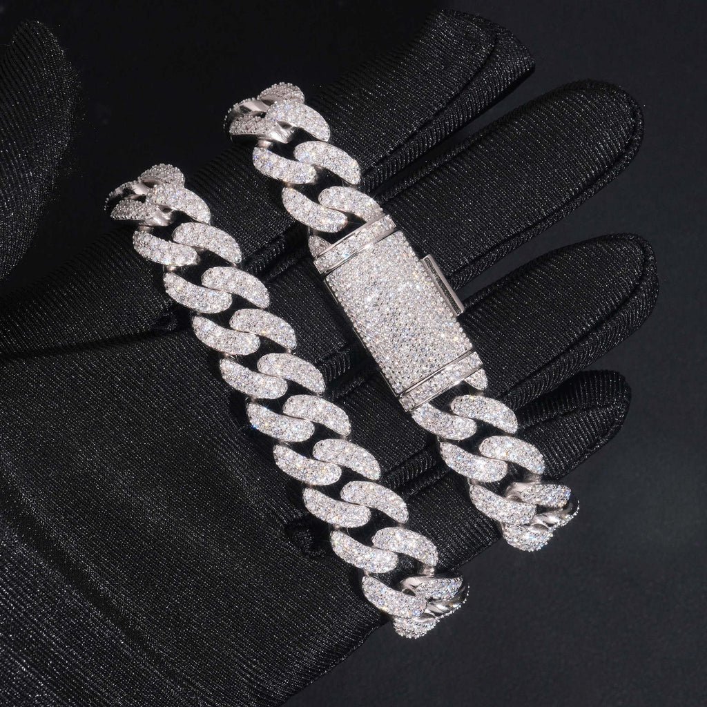Pavé Miami Cuban Link Chain