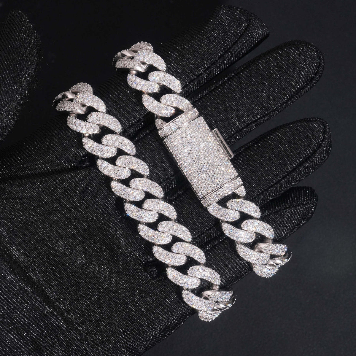 Pavé Miami Cuban Link Chain