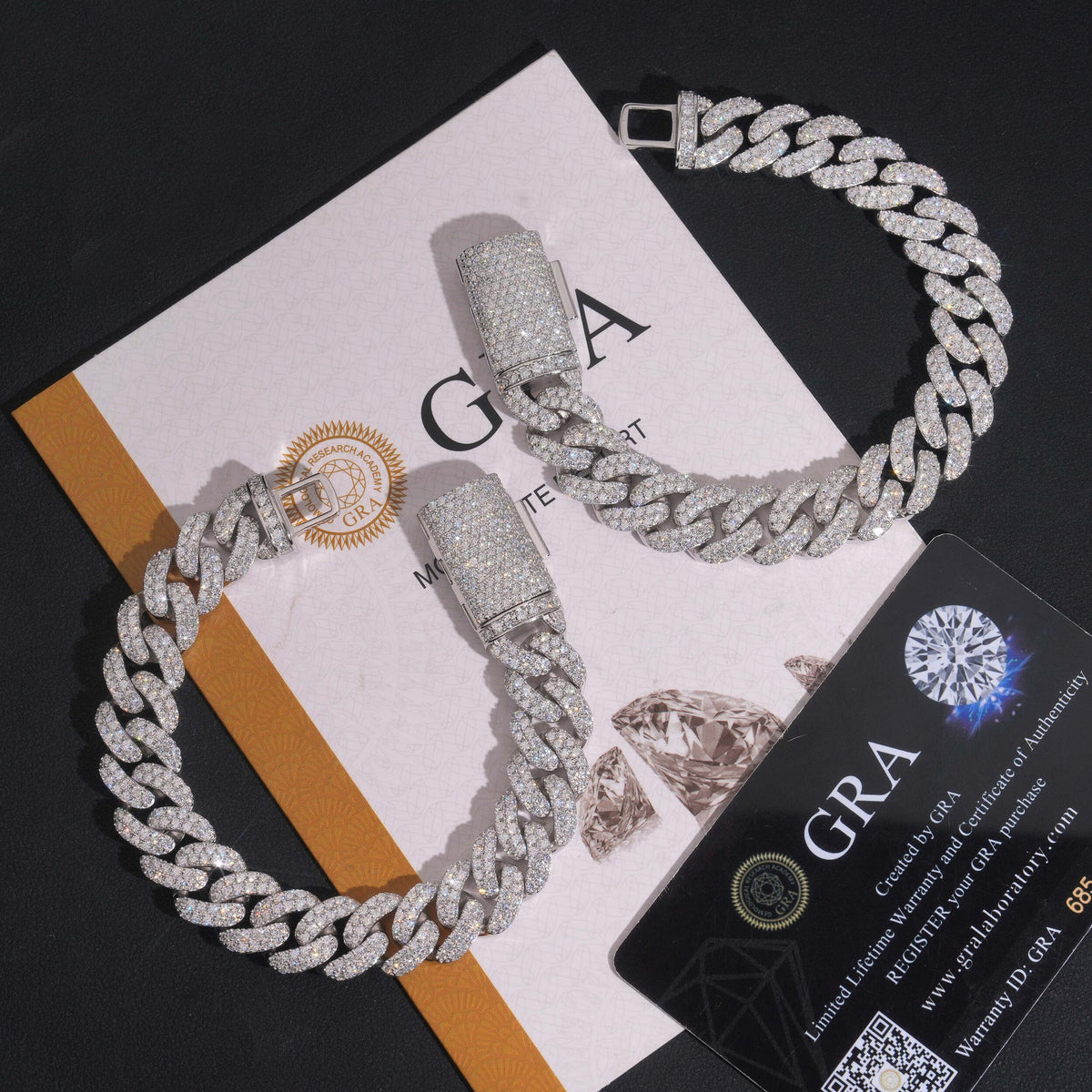 Pavé Miami Cuban Link Chain